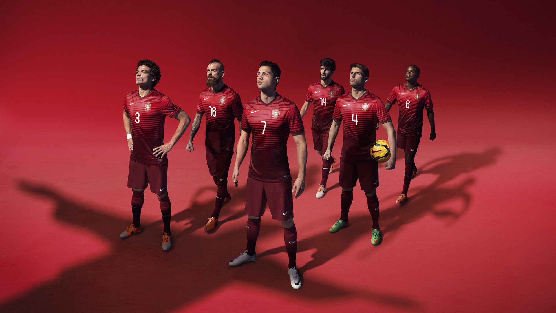 世界杯战火纷飞：最燃比赛场景回顾，世界杯战歌